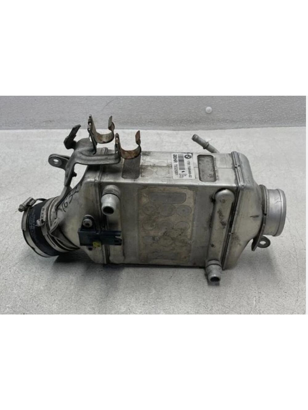 OEM BMW X6M X5M Right Charge Cooler Intercooler N63TU S63 Upgrade 17517589469